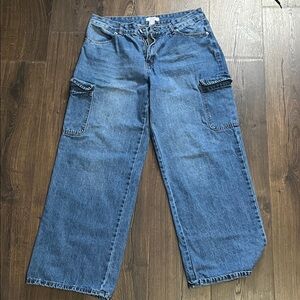 Forever 21 Relaxed Blue Jeans